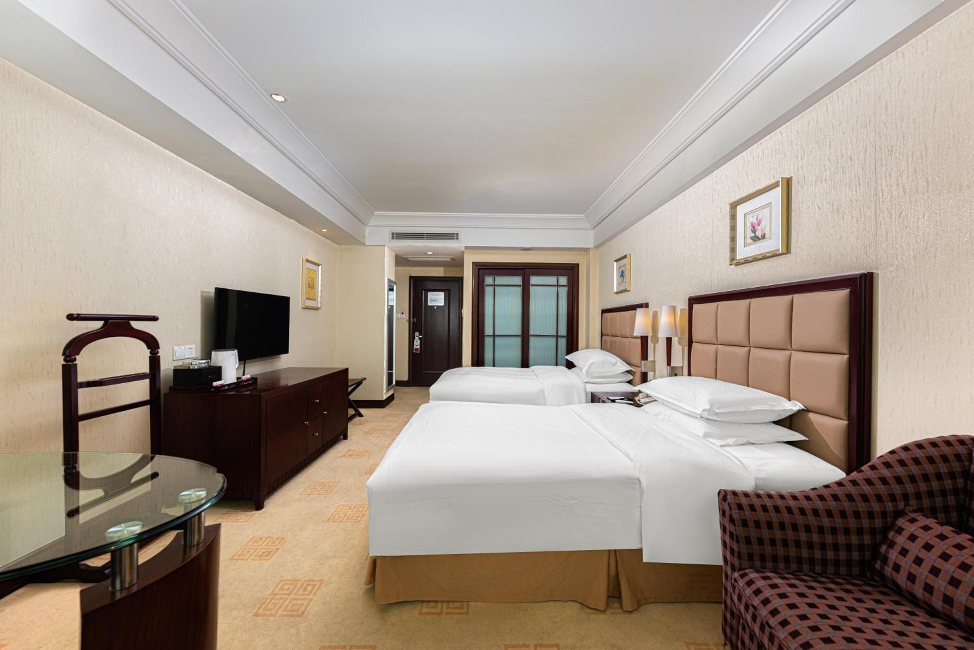 Ramada Plaza Optics Valley Hotel Wuhan Zewnętrze zdjęcie