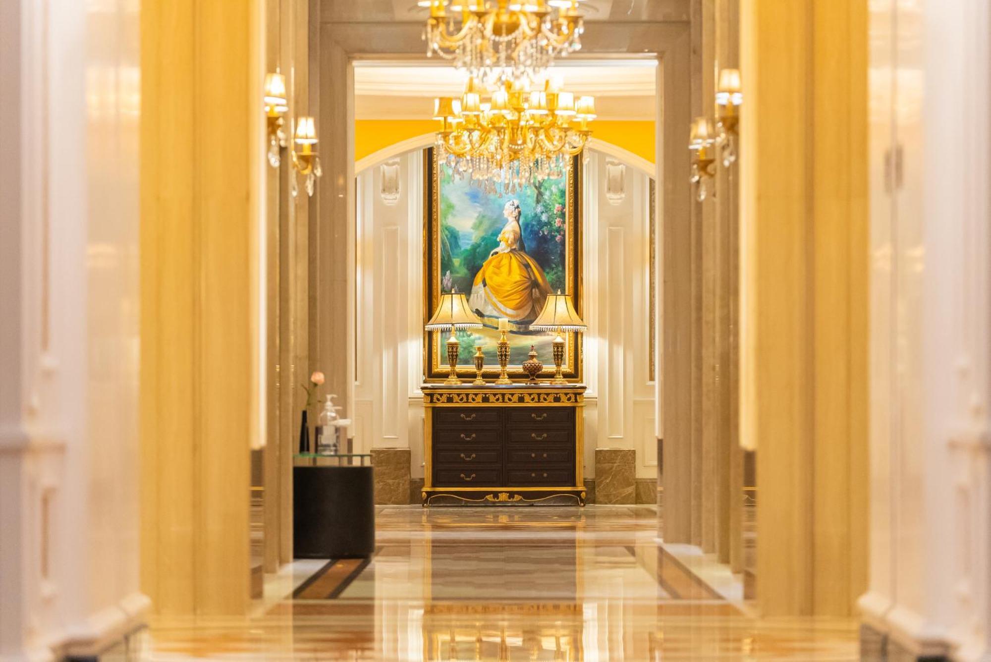 Ramada Plaza Optics Valley Hotel Wuhan Zewnętrze zdjęcie