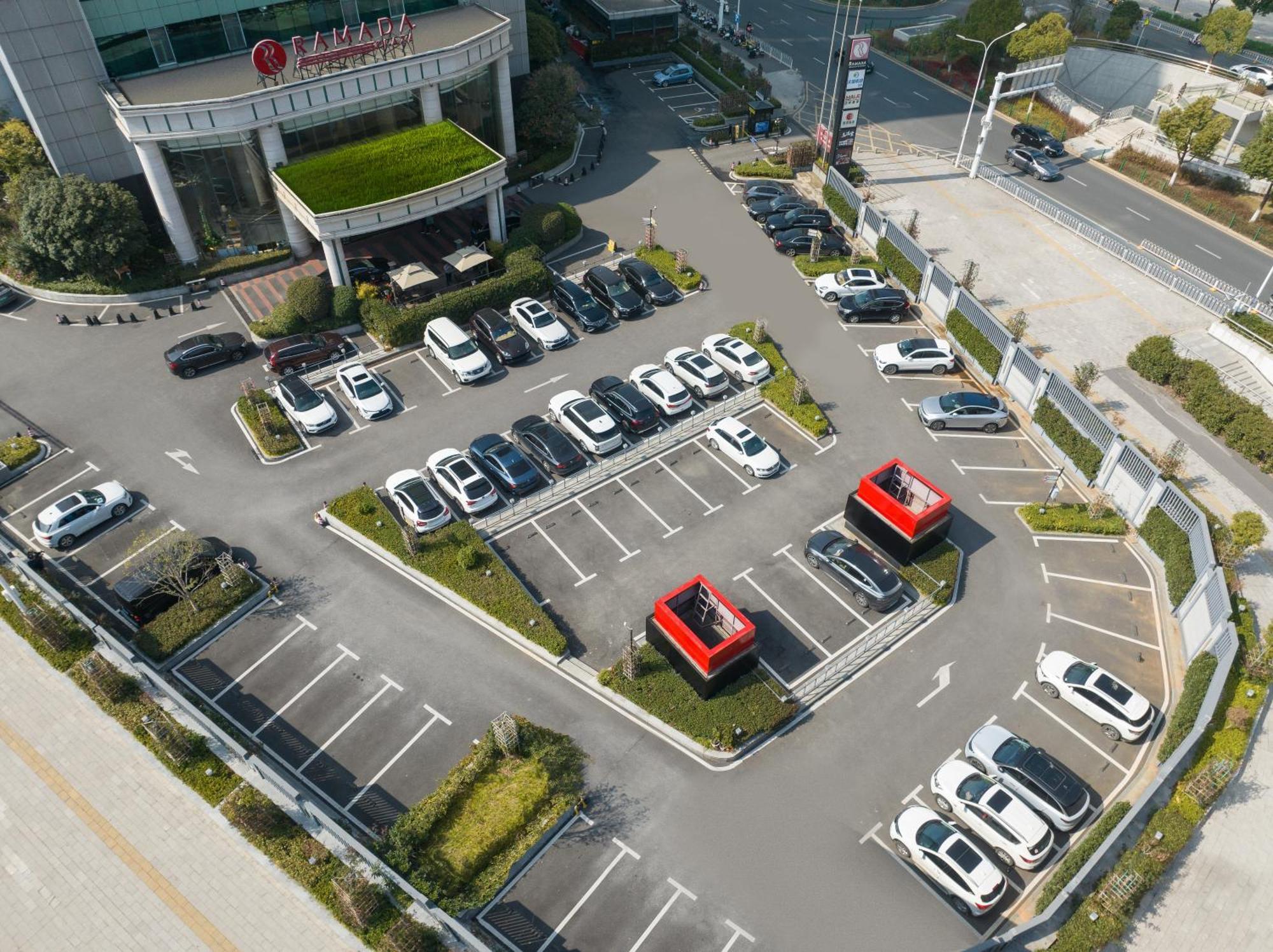Ramada Plaza Optics Valley Hotel Wuhan Zewnętrze zdjęcie